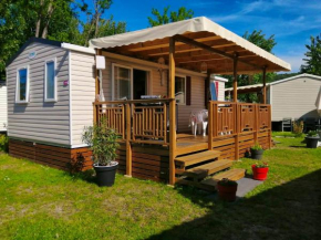 Bungalow charmant à Condrieu avec piscine partagée conviviale